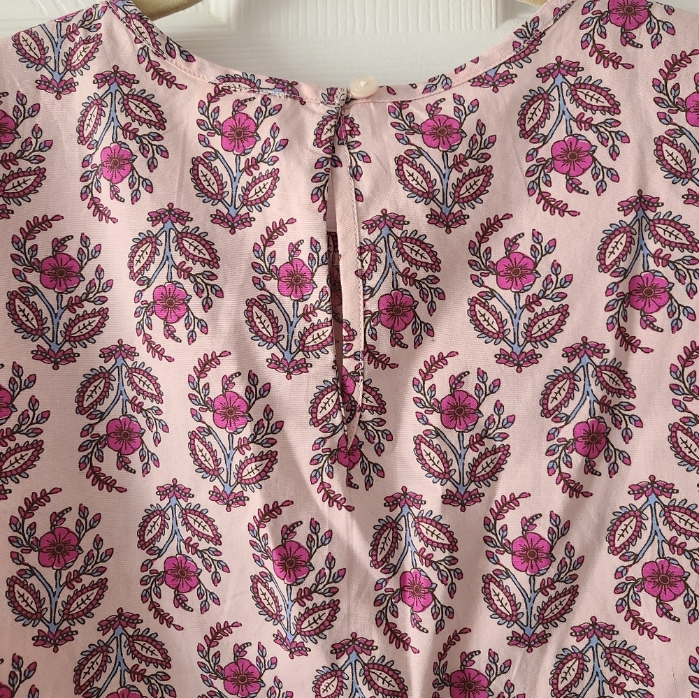 SALE! Crewcuts Puff Sleeve Block Print Top - Picture 3 of 5